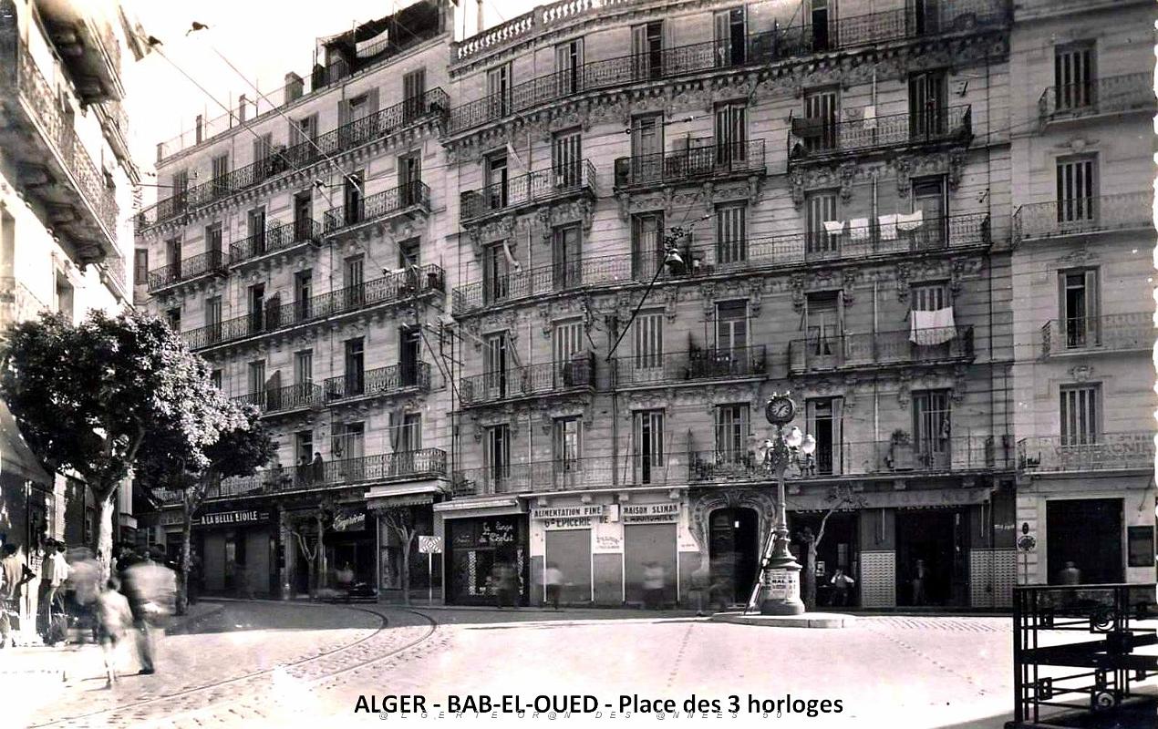 Alger - Bab-el-Oued - Place des 3 Horloges.jpg